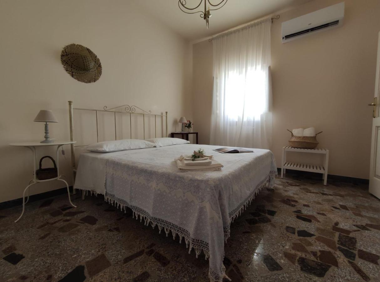 ファザーノ Residenza "I Tre Carrubi "ヴィラ エクステリア 写真