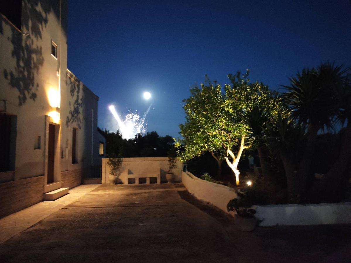 ファザーノ Residenza "I Tre Carrubi "ヴィラ エクステリア 写真